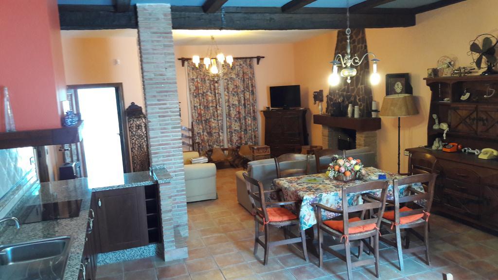 Alojamiento Rural El Salto Villafranca de Córdoba Exteriör bild